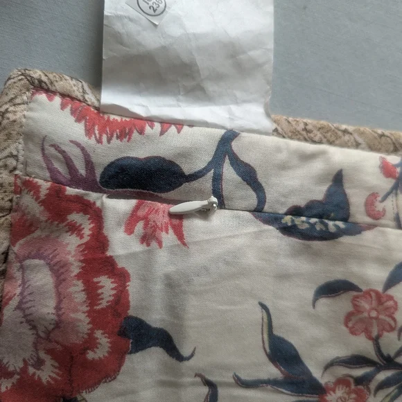 Pottery Barn Elise Quilted Square Euro Sham - Picture 11 of 16